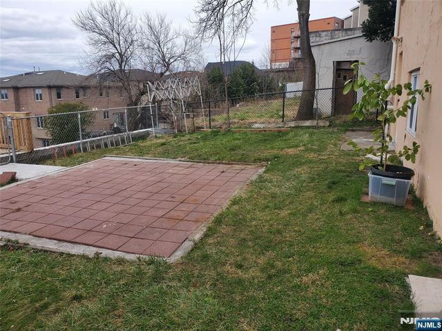 143 Bergen Boulevard 2, Palisades Park, NJ 07650