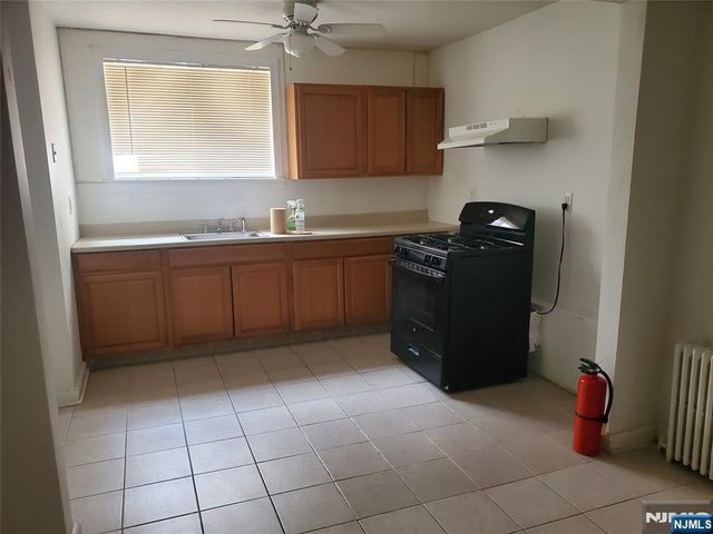 143 Bergen Boulevard 2, Palisades Park, NJ 07650