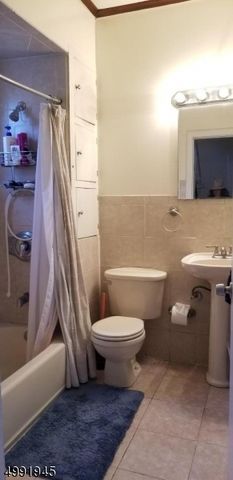 16 Offord St, Passaic City, NJ 07055