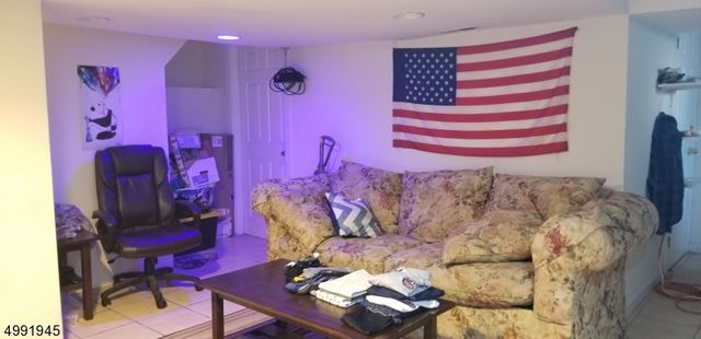 16 Offord St, Passaic City, NJ 07055