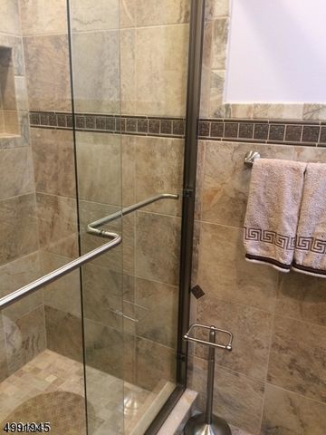 16 Offord St, Passaic City, NJ 07055