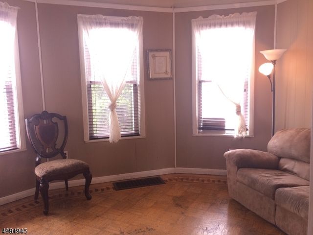 16 Offord St, Passaic City, NJ 07055