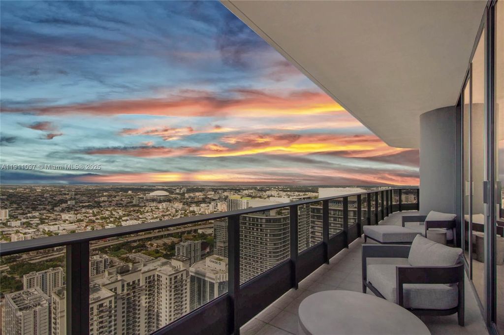 1000 Brickell Plz PH5807, Miami, FL 33131