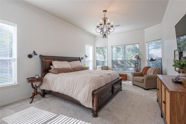 700 Red Oak Lane, Friendswood, TX 77546