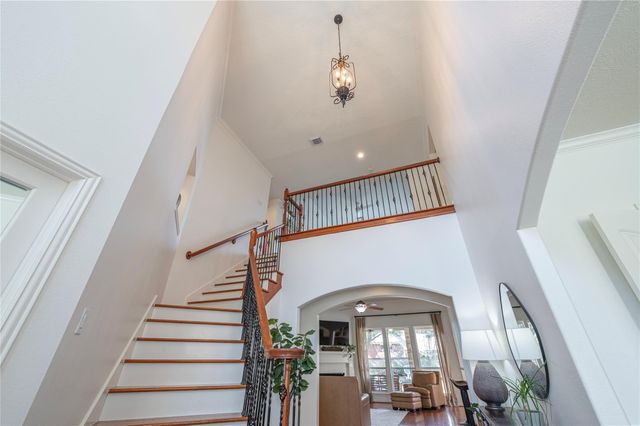 700 Red Oak Lane, Friendswood, TX 77546