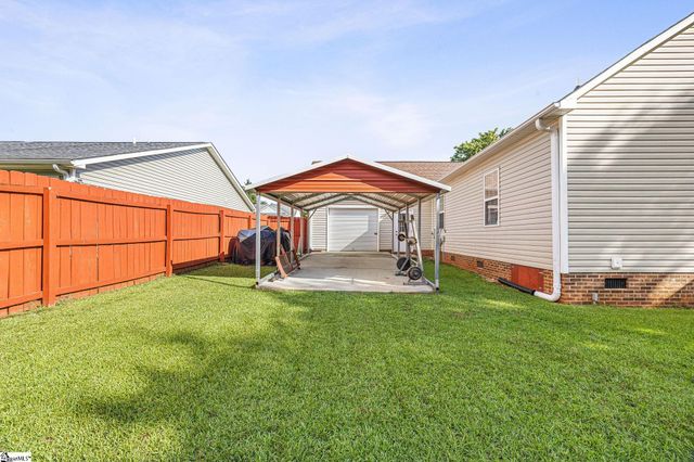 18 River Watch Drive, Greenville, SC 29605