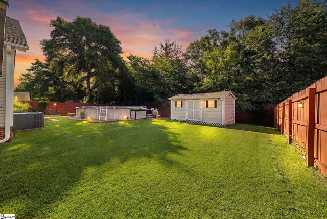 18 River Watch Drive, Greenville, SC 29605
