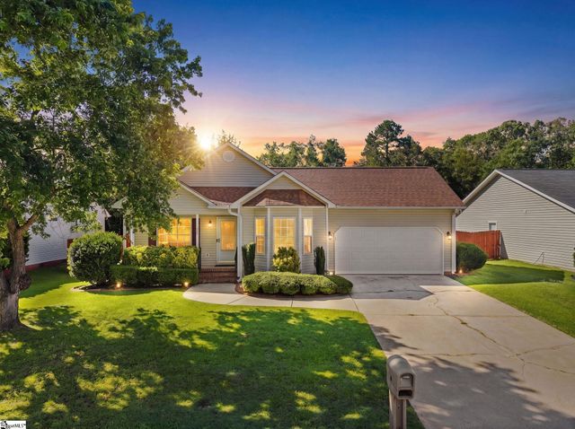 18 River Watch Drive, Greenville, SC 29605