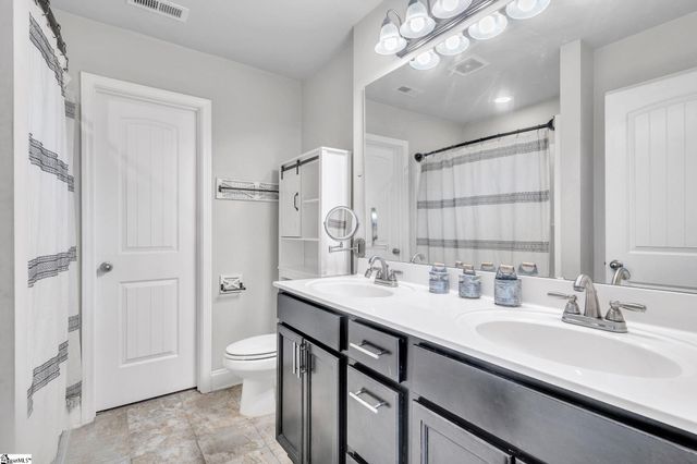410 King Street, Greer, SC 29651