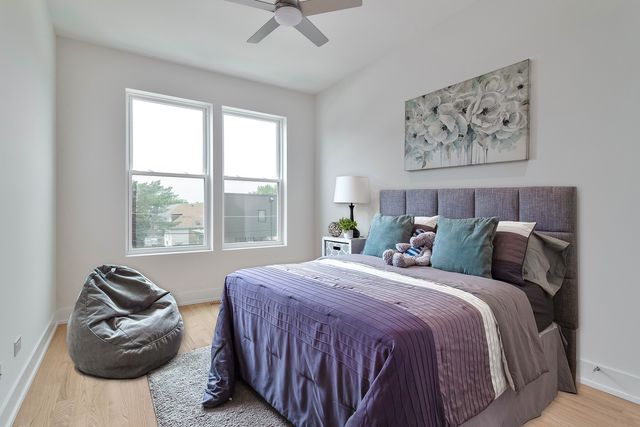 3516 N Central Avenue, Chicago, IL 60634