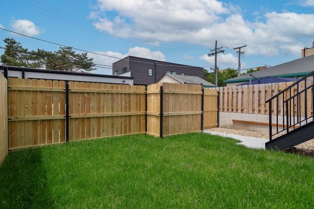 3516 N Central Avenue, Chicago, IL 60634