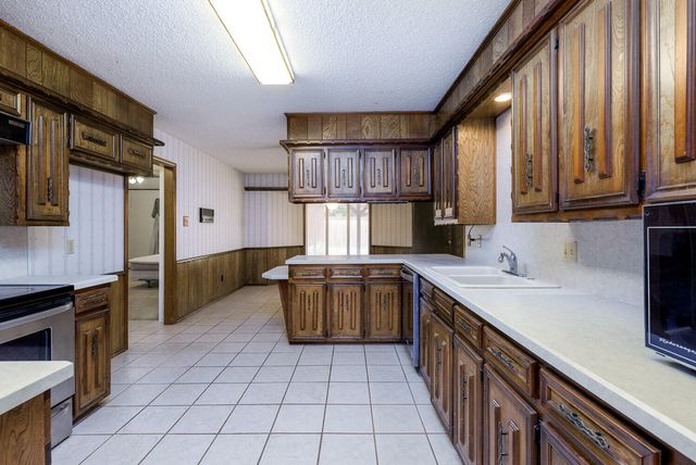 5520 76th Street, Lubbock, TX 79424