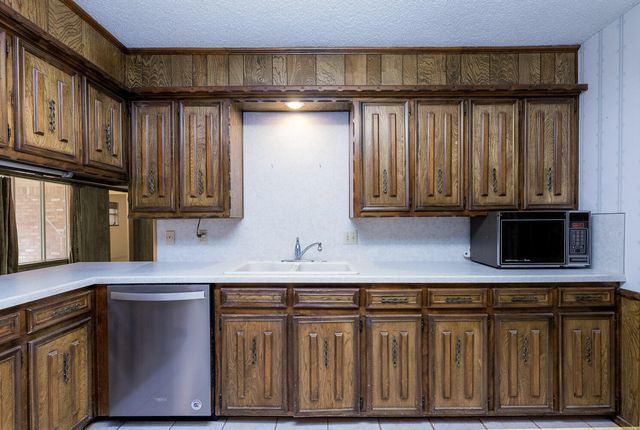 5520 76th Street, Lubbock, TX 79424