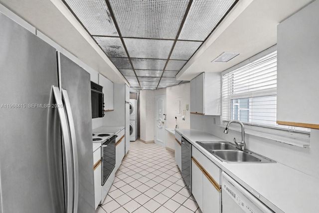 4925 Collins Ave 1A, Miami Beach, FL 33140