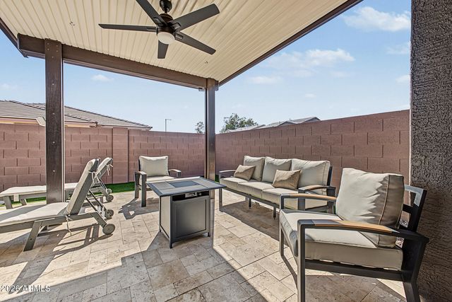 17067 W SHANGRI LA Road, Surprise, AZ 85388