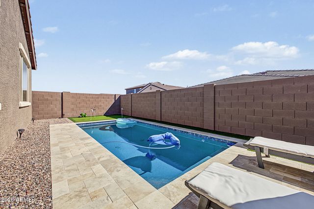 17067 W SHANGRI LA Road, Surprise, AZ 85388