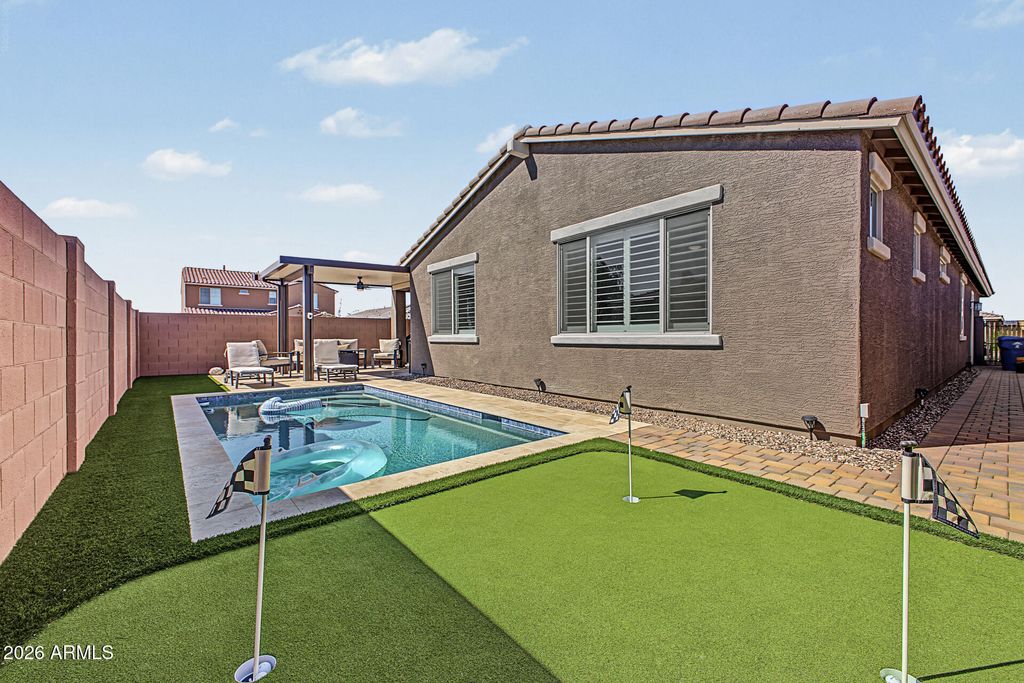 17067 W SHANGRI LA Road, Surprise, AZ 85388 — photo 2
