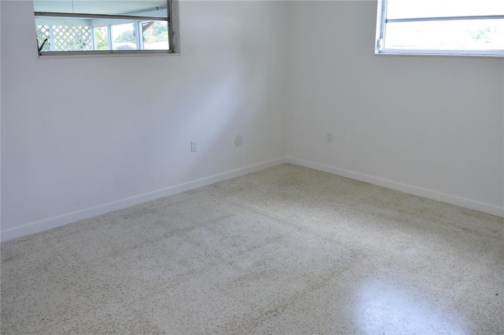 Image 21 of property listing at 3602 17TH AVENUE W, Bradenton, FL 34205