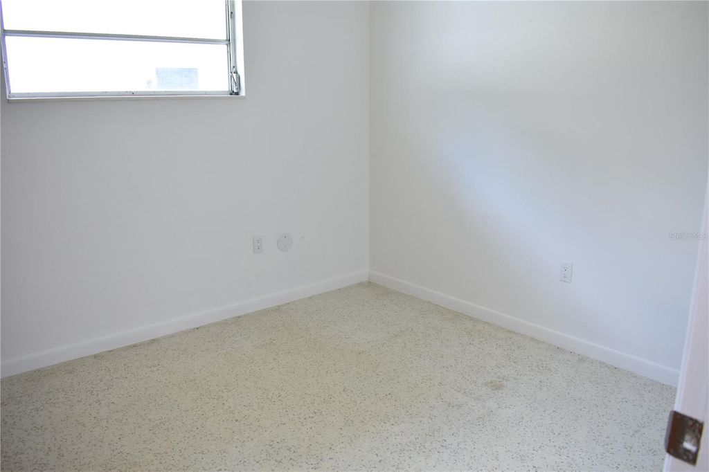 Image 30 of property listing at 3602 17TH AVENUE W, Bradenton, FL 34205