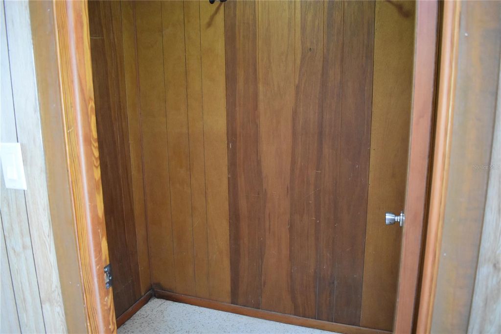 Image 34 of property listing at 3602 17TH AVENUE W, Bradenton, FL 34205
