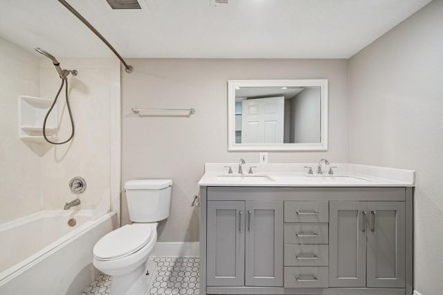 9602 Lawngate Drive, Houston, TX 77080