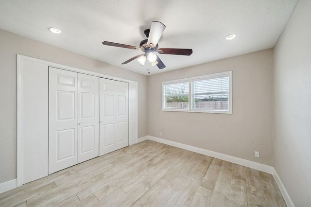 9602 Lawngate Drive, Houston, TX 77080