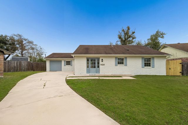 9602 Lawngate Drive, Houston, TX 77080