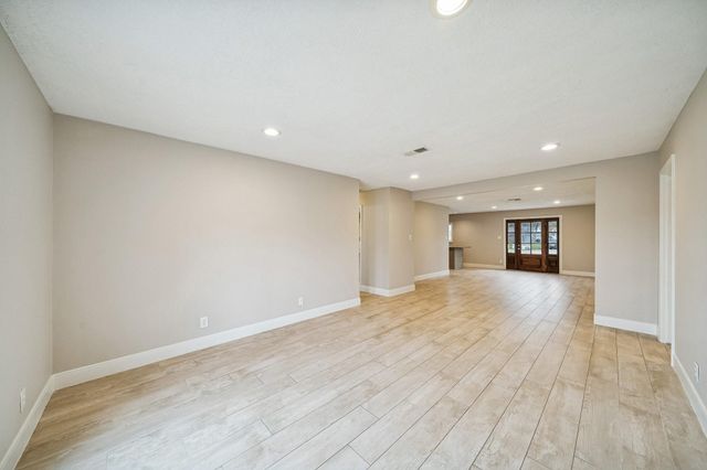 9602 Lawngate Drive, Houston, TX 77080