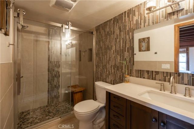 1370 Calgary Drive, Lake Arrowhead, CA 92352