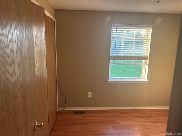 35304 Tall Oaks Drive, Sterling Heights, MI 48312