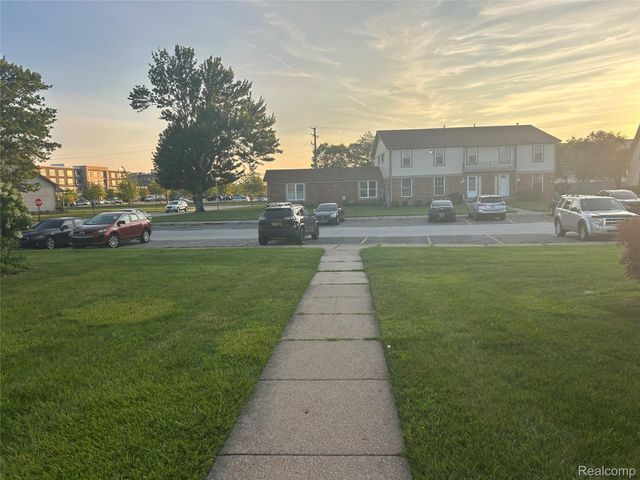 35304 Tall Oaks Drive, Sterling Heights, MI 48312