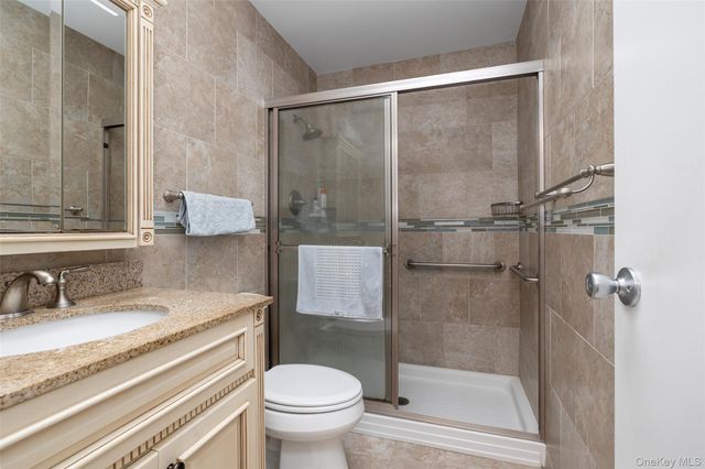 48 Southgate Circle, Massapequa Park, NY 11762