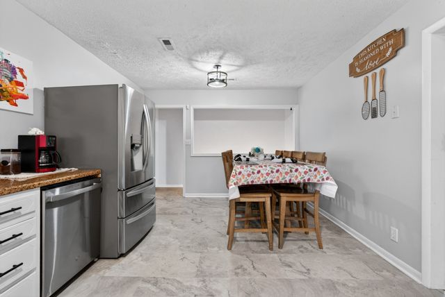 1593 Boxcroft Ct, Clarksville, TN 37042