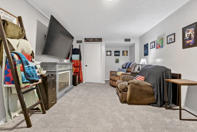 1593 Boxcroft Ct, Clarksville, TN 37042