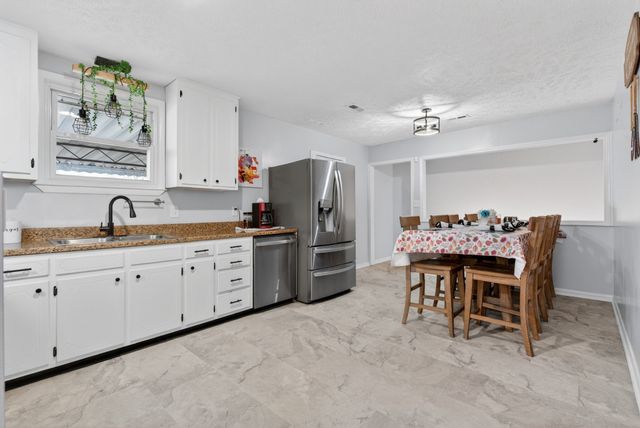 1593 Boxcroft Ct, Clarksville, TN 37042