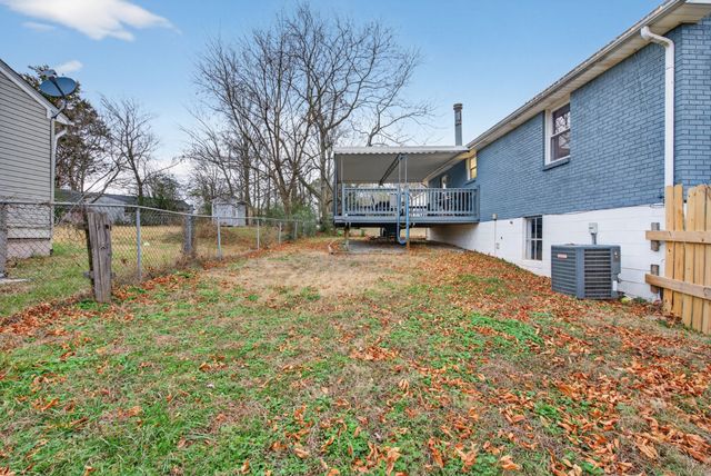 1593 Boxcroft Ct, Clarksville, TN 37042