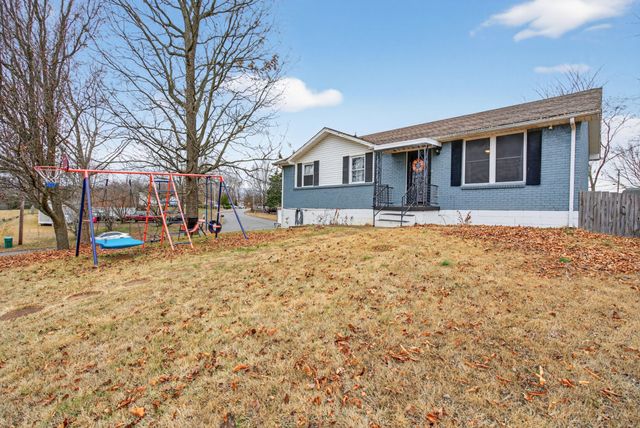 1593 Boxcroft Ct, Clarksville, TN 37042