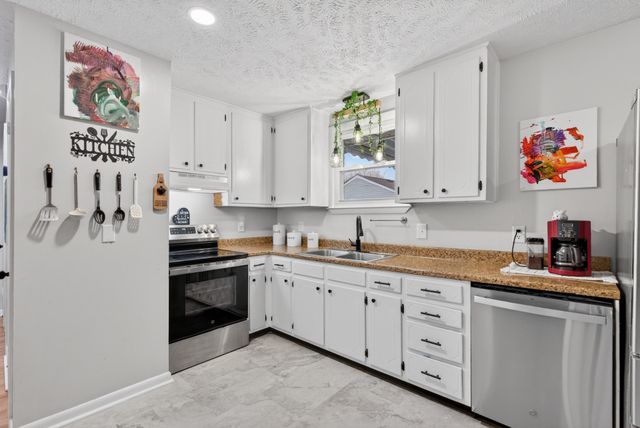 1593 Boxcroft Ct, Clarksville, TN 37042