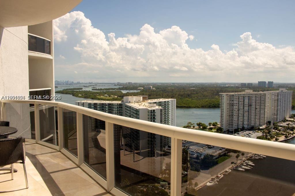 15901 Collins Ave 2505, Sunny Isles Beach, FL 33160