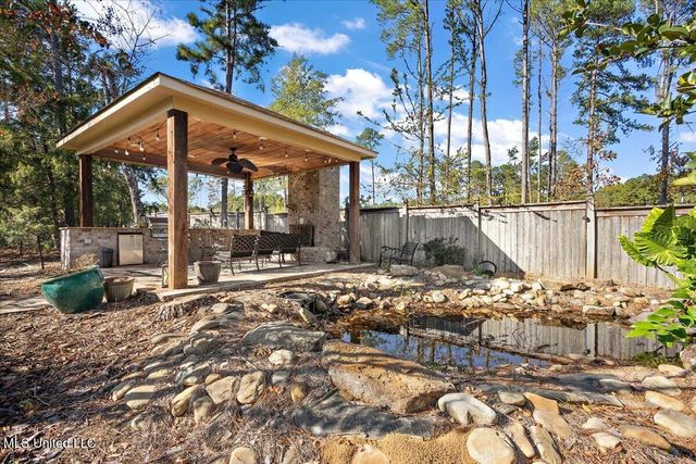 312 Pinehurst Circle, Ridgeland, MS 39157