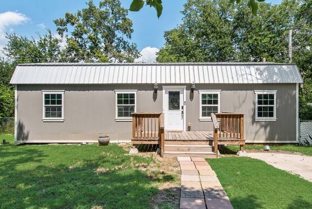 1708 Florence Drive, Azle, TX 76020