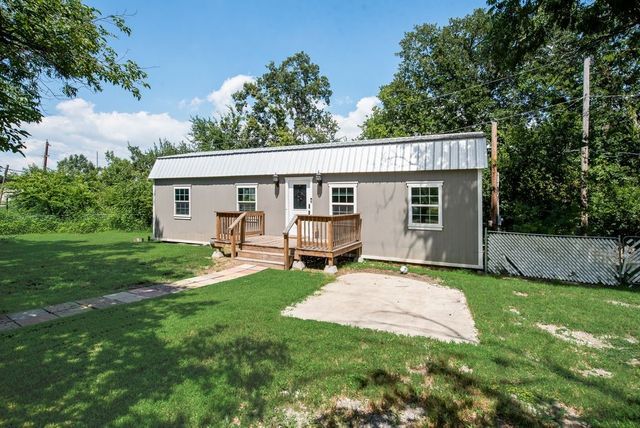 1708 Florence Drive, Azle, TX 76020