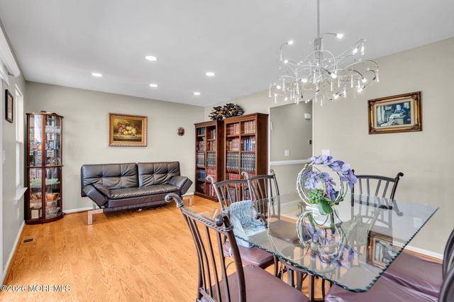 51 Aspen Court, Lakewood, NJ 08701