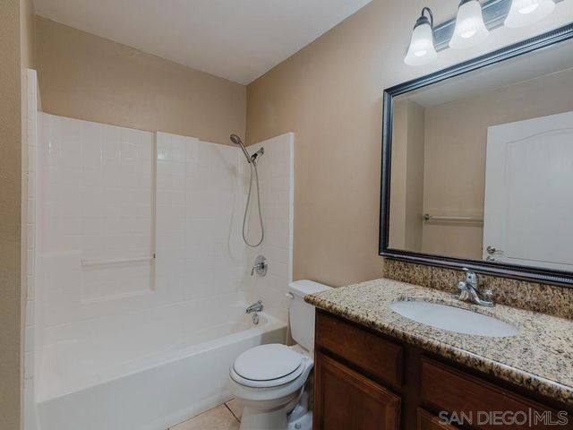 1240 N Broadway 53, Escondido, CA 92026
