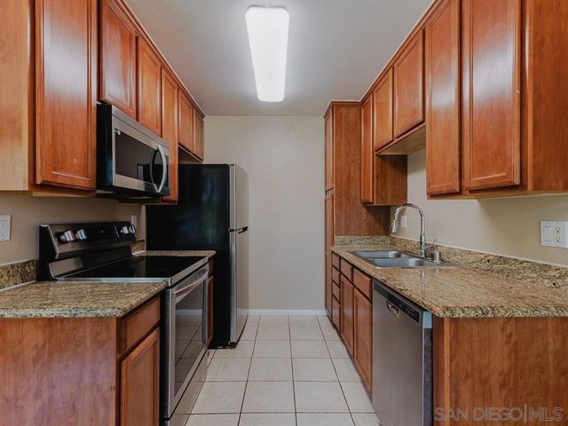 1240 N Broadway 53, Escondido, CA 92026