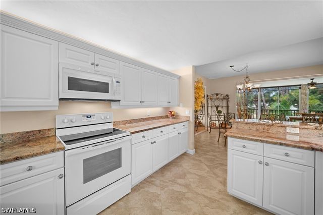 770 Waterford DR 202, Naples, FL 34113