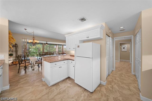 770 Waterford DR 202, Naples, FL 34113