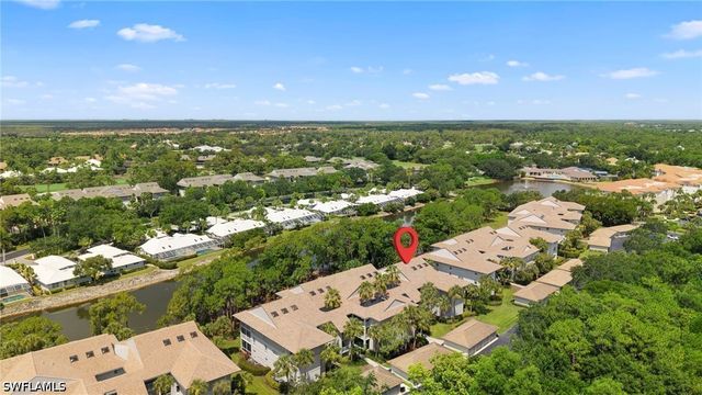 770 Waterford DR 202, Naples, FL 34113
