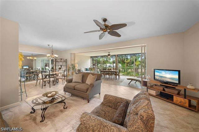 770 Waterford DR 202, Naples, FL 34113