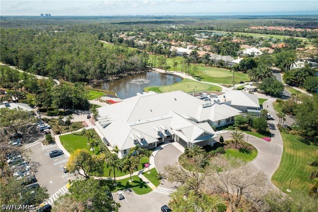 770 Waterford DR 202, Naples, FL 34113